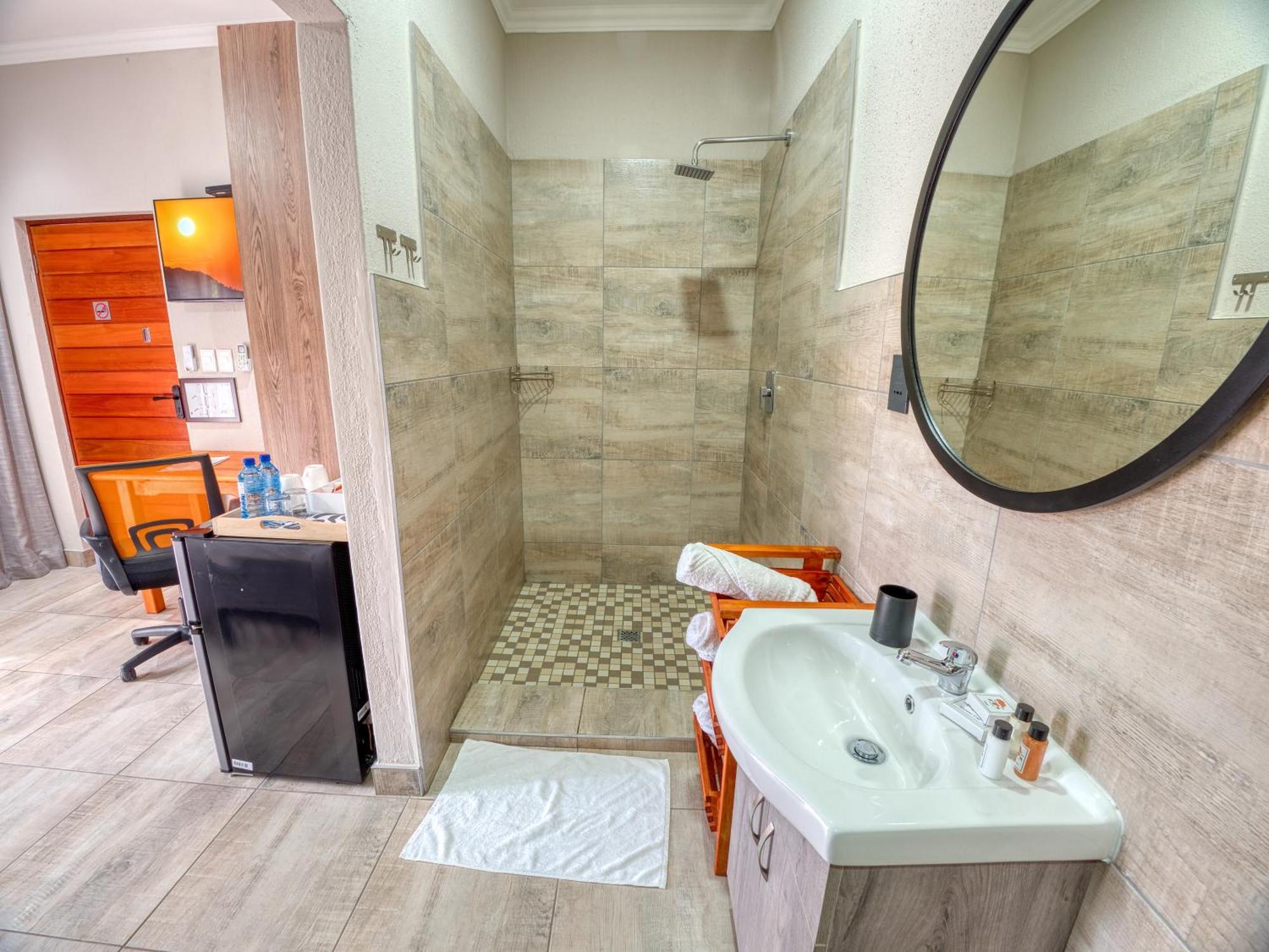 האזיביו Tembo Guest Lodge מראה חיצוני תמונה
